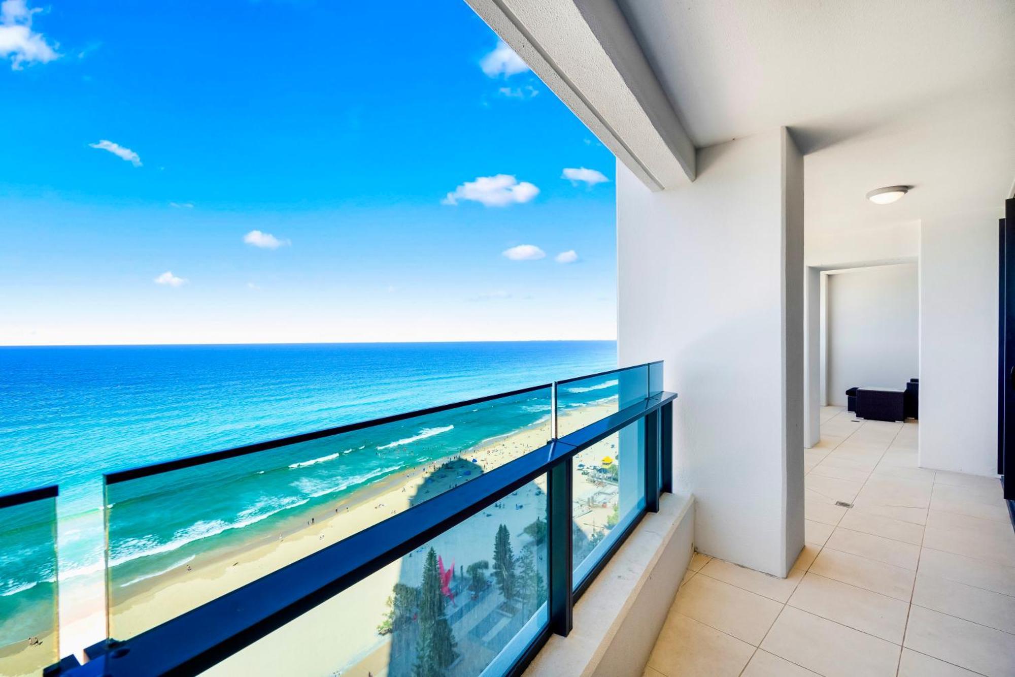 H Luxury Residence Apartments - Holiday Paradise Gold Coast Room photo